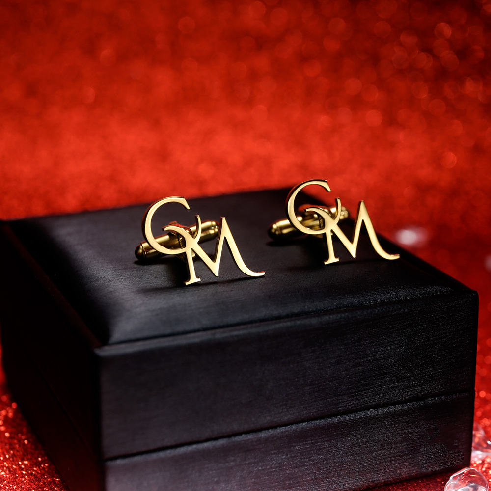 Tangula Custom Initials Cuffli - Mens Grooming Box recension och pris