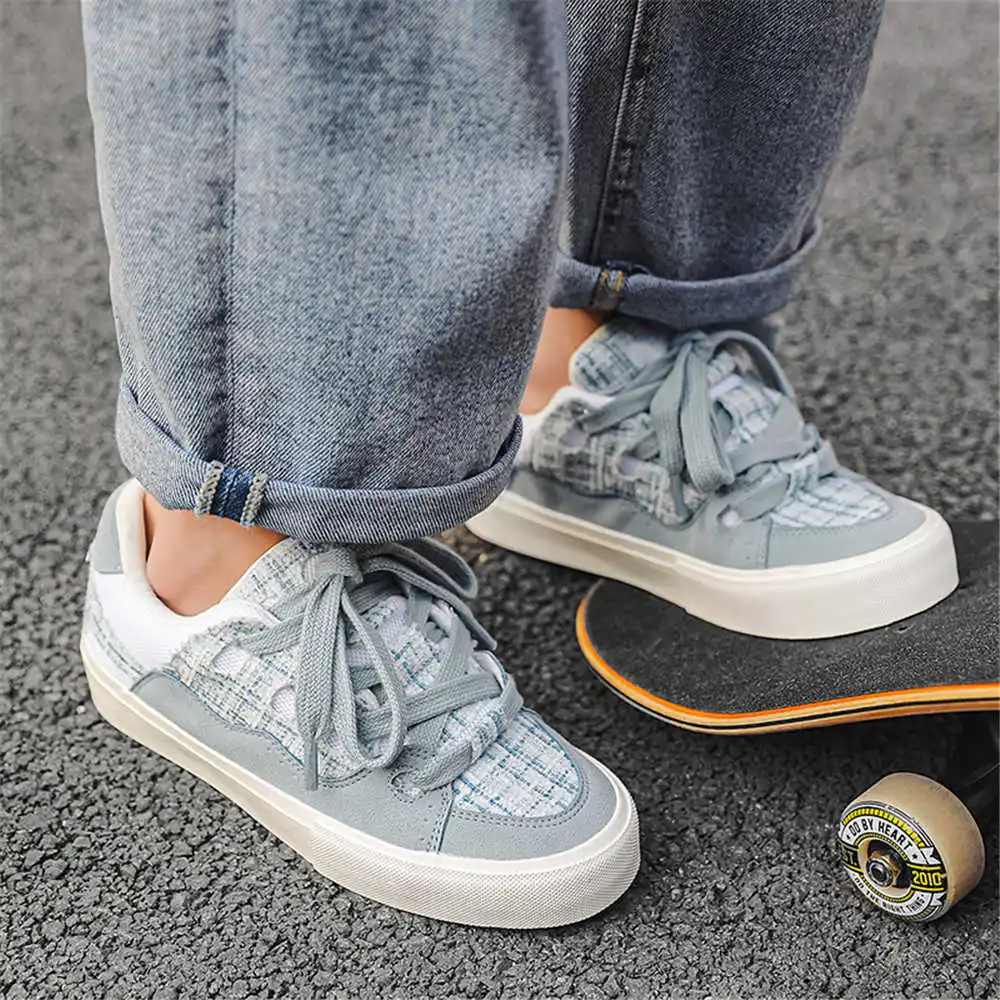 With Lacing Hiphop Women's Sch - Young Men'S Grooming Kit recension och pris